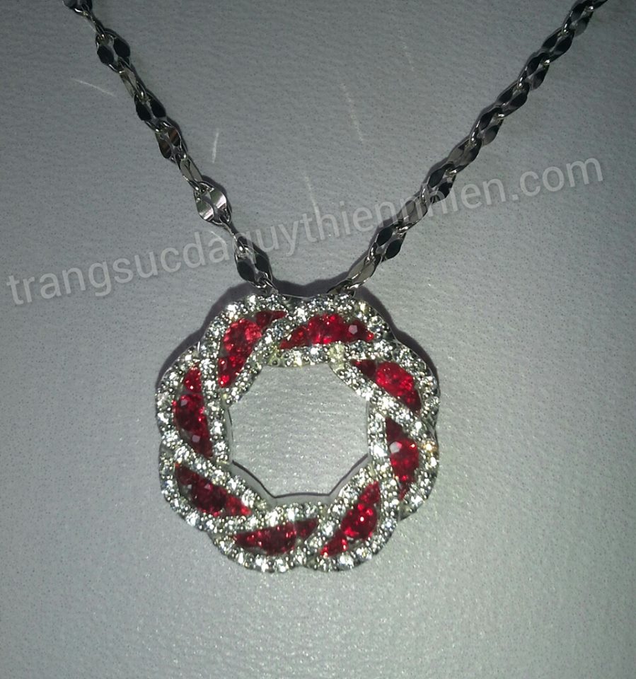 Mặt dây chuyền đá Ruby thiên nhiên - MS: RUPE028 Mặt dây chuyền đá Ruby thiên nhiên - MS: RUPE028